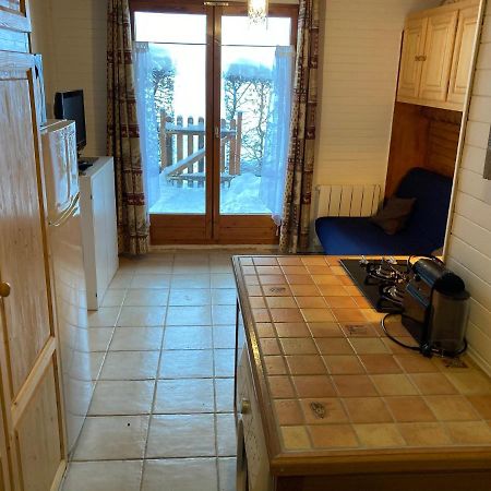 Appartement 2 Pieces Pieds Des Pistes Terrasse Face A La Montagne Bernex Luaran gambar